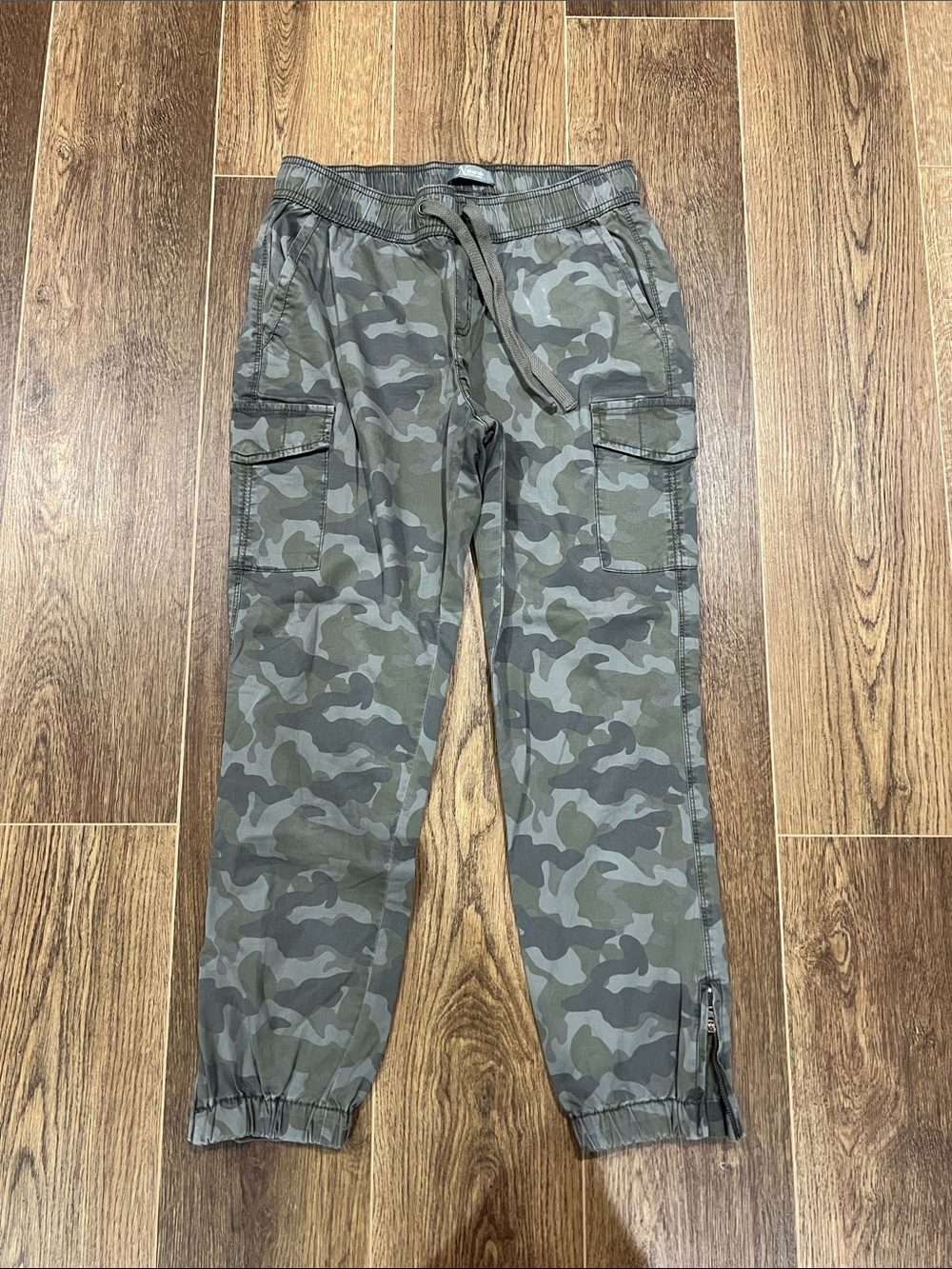 Natural Reflections Men's Camo Cargo Jogger Pants - Olive Green